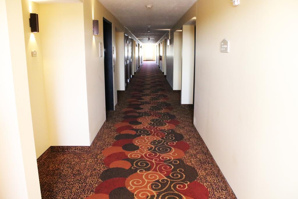 The Edgewood Hotel And Suites Fairbury 외부 사진